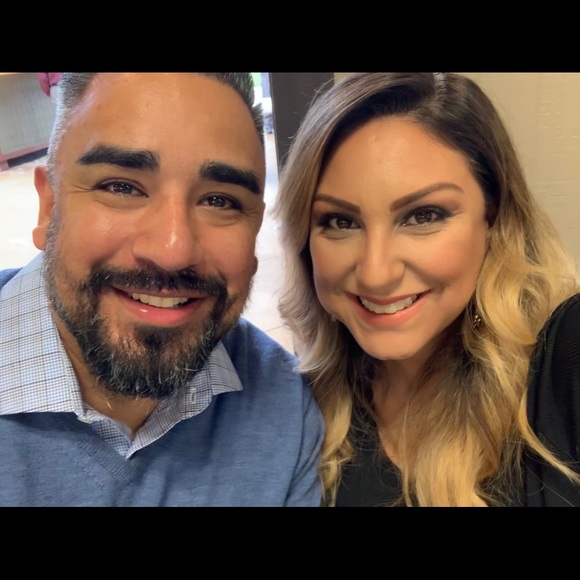 Meet your Posher, Ruben n laura - Picture 1 of 1